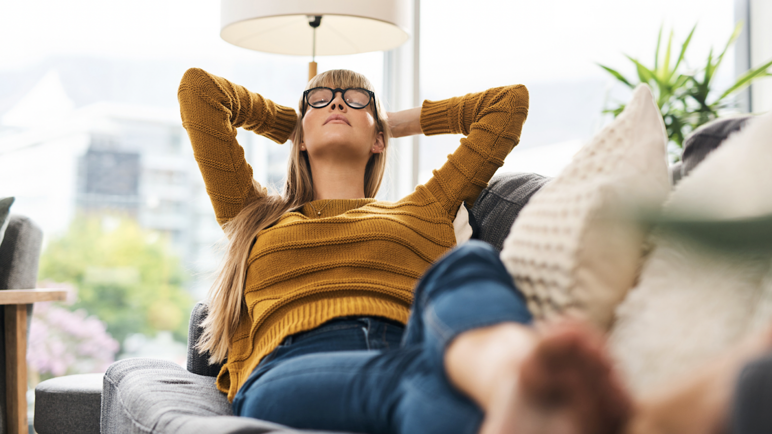 Selbstfürsorge_Selbstwert_Selbstvertrauen_Frau gönnt sich Auszeit